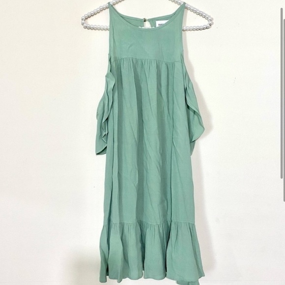Suboo Valley Green Frill Cold Shoulder Mini Dress SIZE 6 - Picture 2 of 6